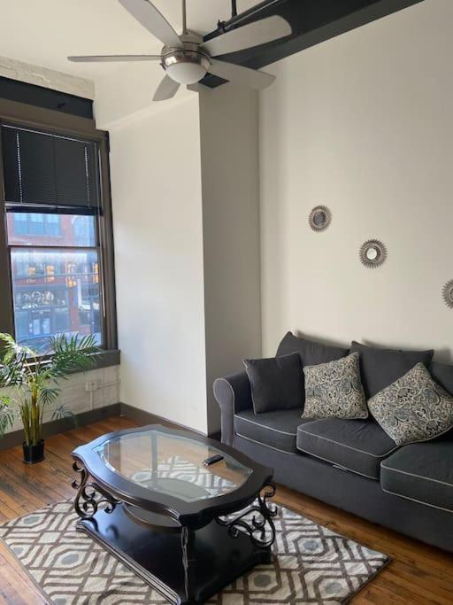 Charming 2 Bedroom Apartment Near Vcu Richmond Exterior foto